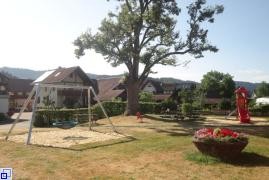 Spielplatz Grünanlage beim "Alten Kirchturm" Spielplatz Grünanlage beim "Alten Kirchturm"