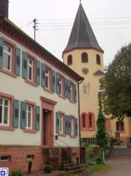 Mauritius Kirche und Pfarrheim Mauritius Kirche und Pfarrheim