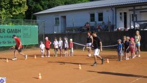 Tennis-Schnuppertraining Kinderferienprogramm